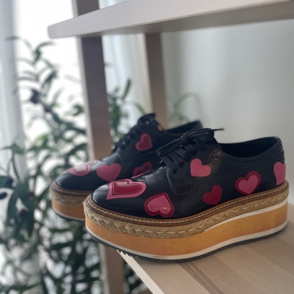 Prada 7.5 - Picture 4 of 4